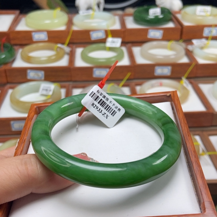 【闪购商品】和田玉手镯未镶嵌60.3