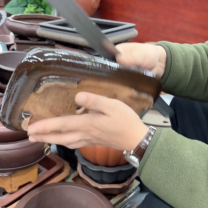 紫砂花盆紫砂的颜色很好看呀