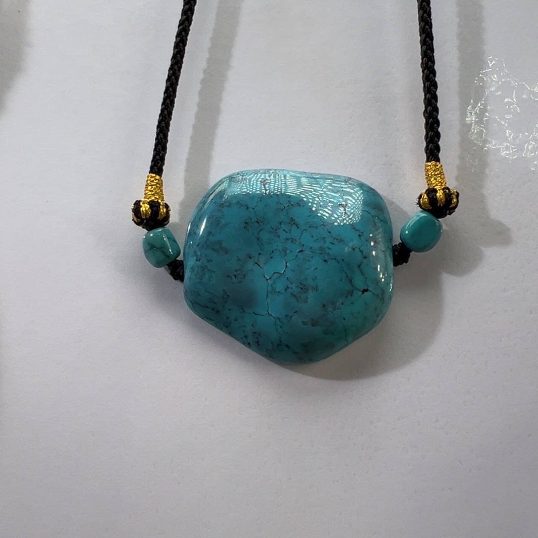 绿松石未镶嵌挂件