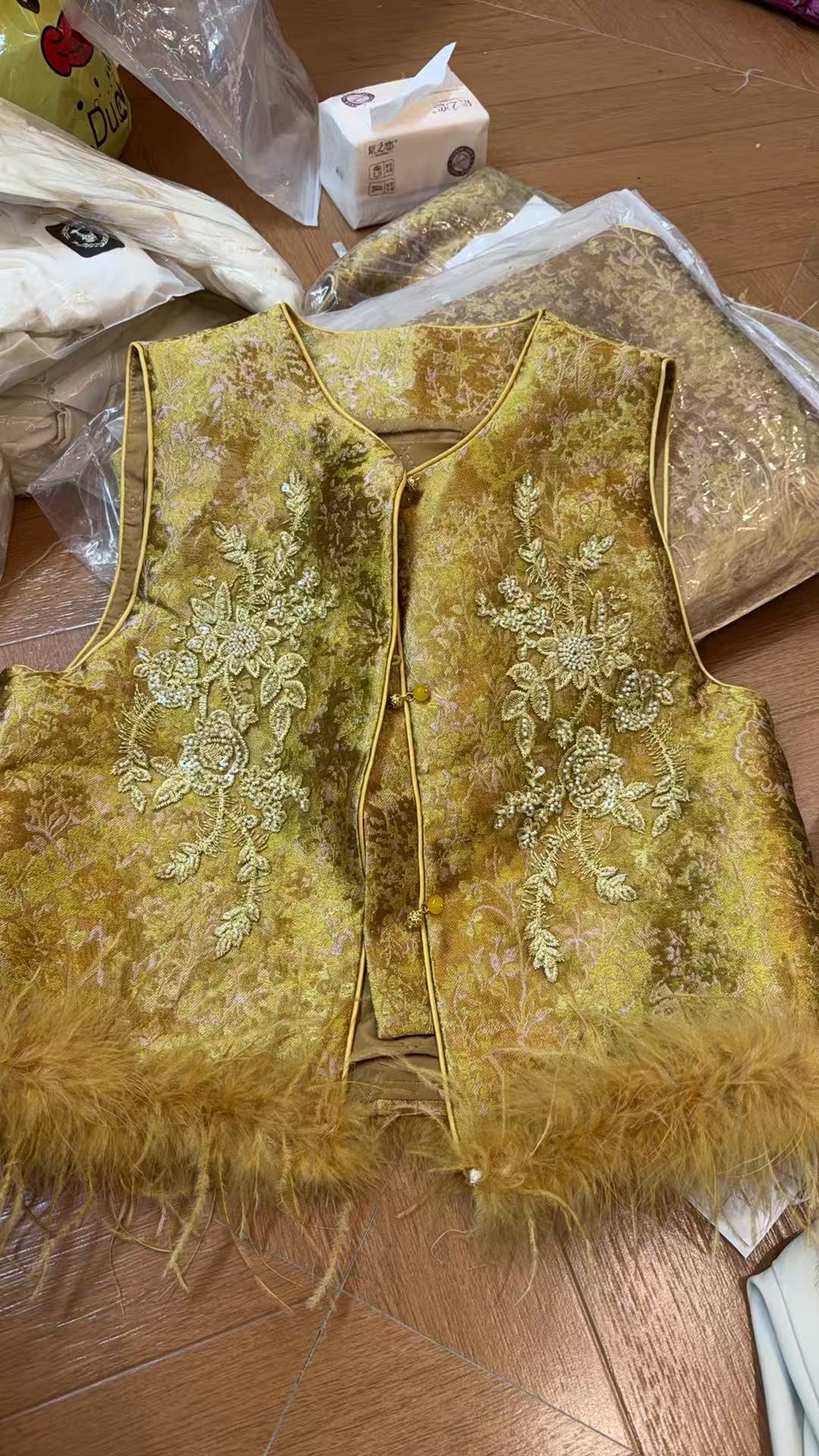 5号链接 DM-12 新中式金色夹棉马甲