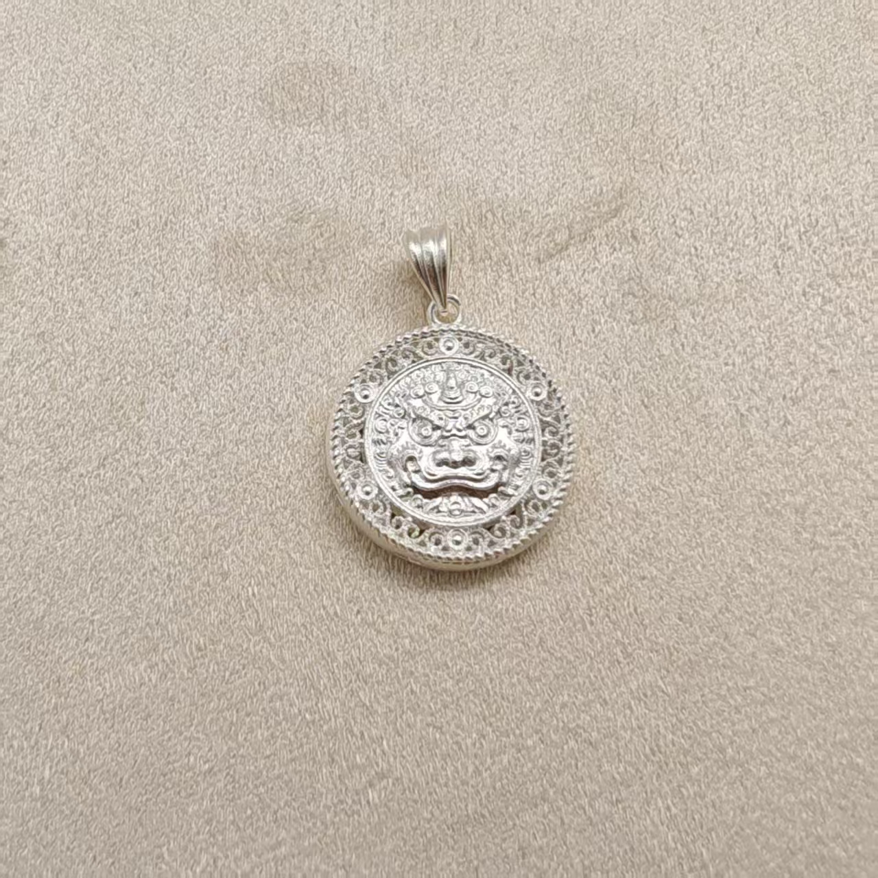 吊坠足银 足银999经典百搭罗盘貔貅吊坠