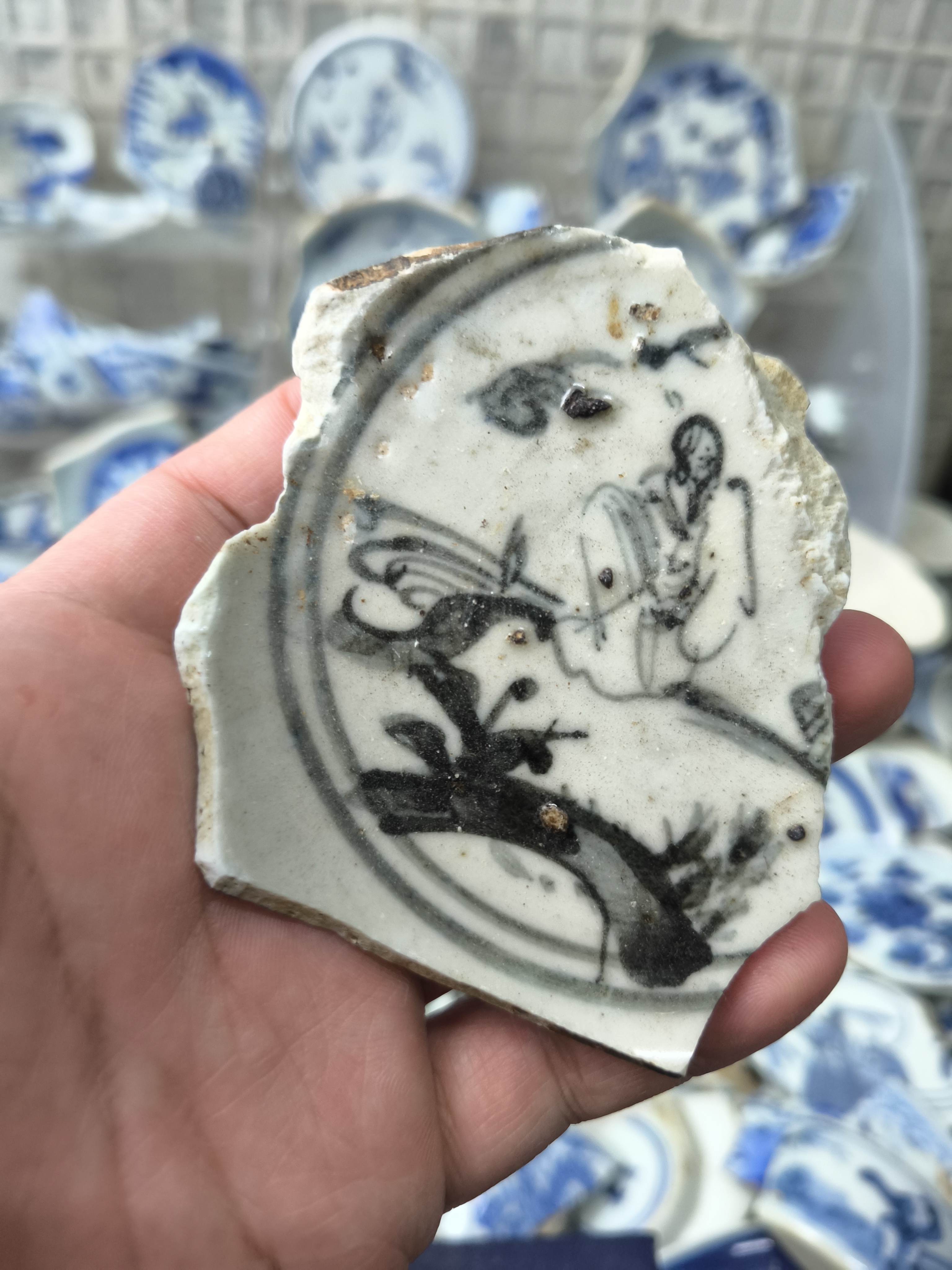 现代工艺品青花瓷片