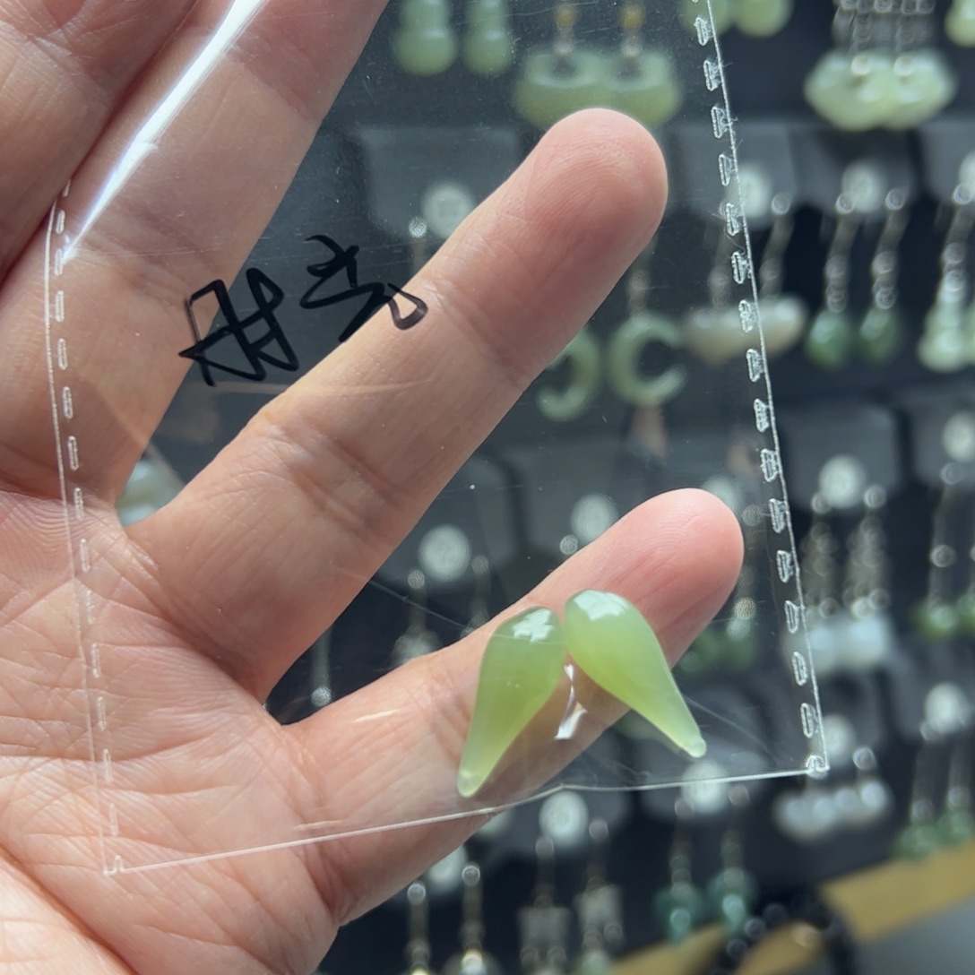 和田玉银S925镶嵌耳饰