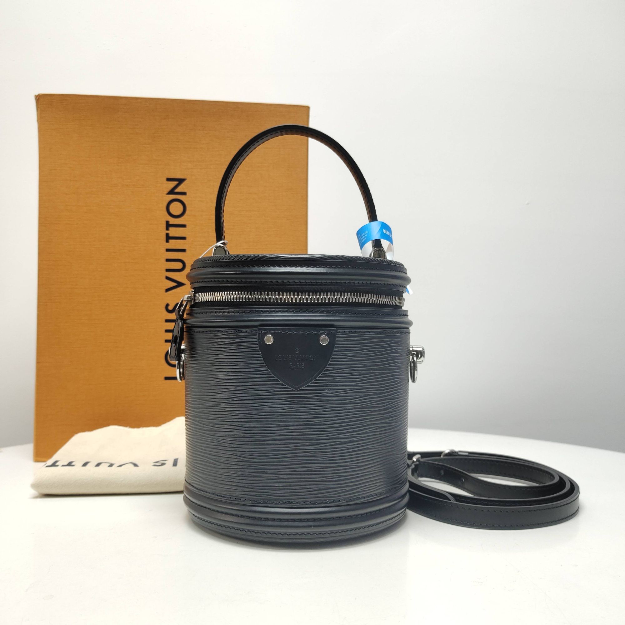 95新 LouisVuitton/路易威登 玺越奢品lv水波纹发财桶包THHZ2867