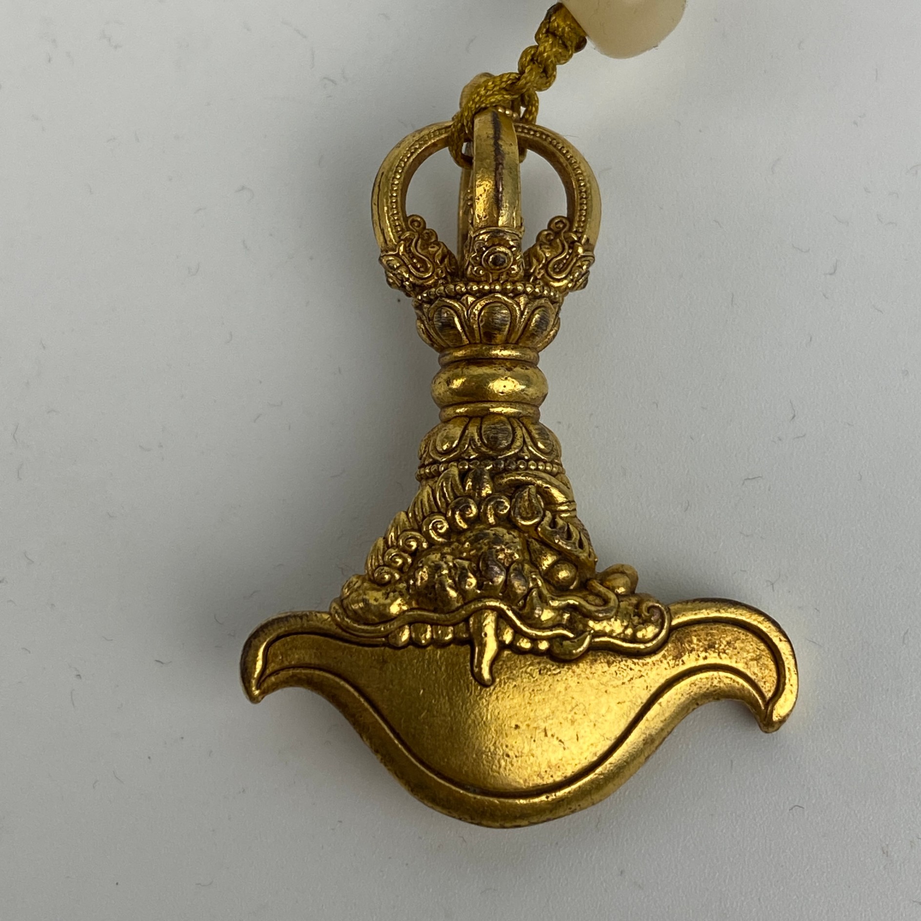 ZBM.清代·铜鎏金宝杵越刀挂件48mm 30g·ZBM25110413