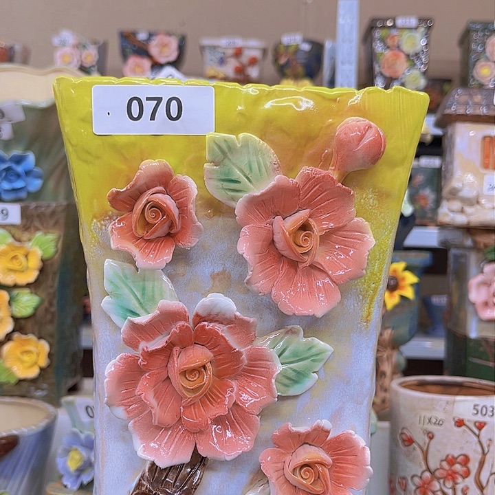 紫砂花盆陶瓷制品