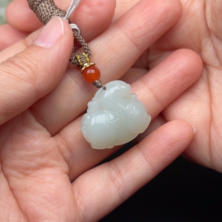 未镶嵌和田玉挂件