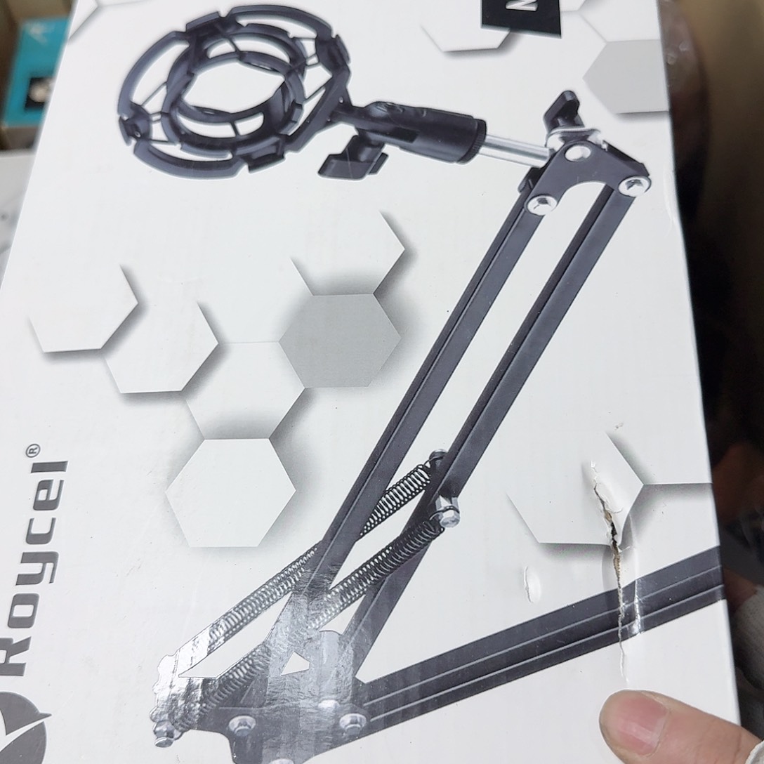马***急中古商品，瑕疵品，不保好坏。395