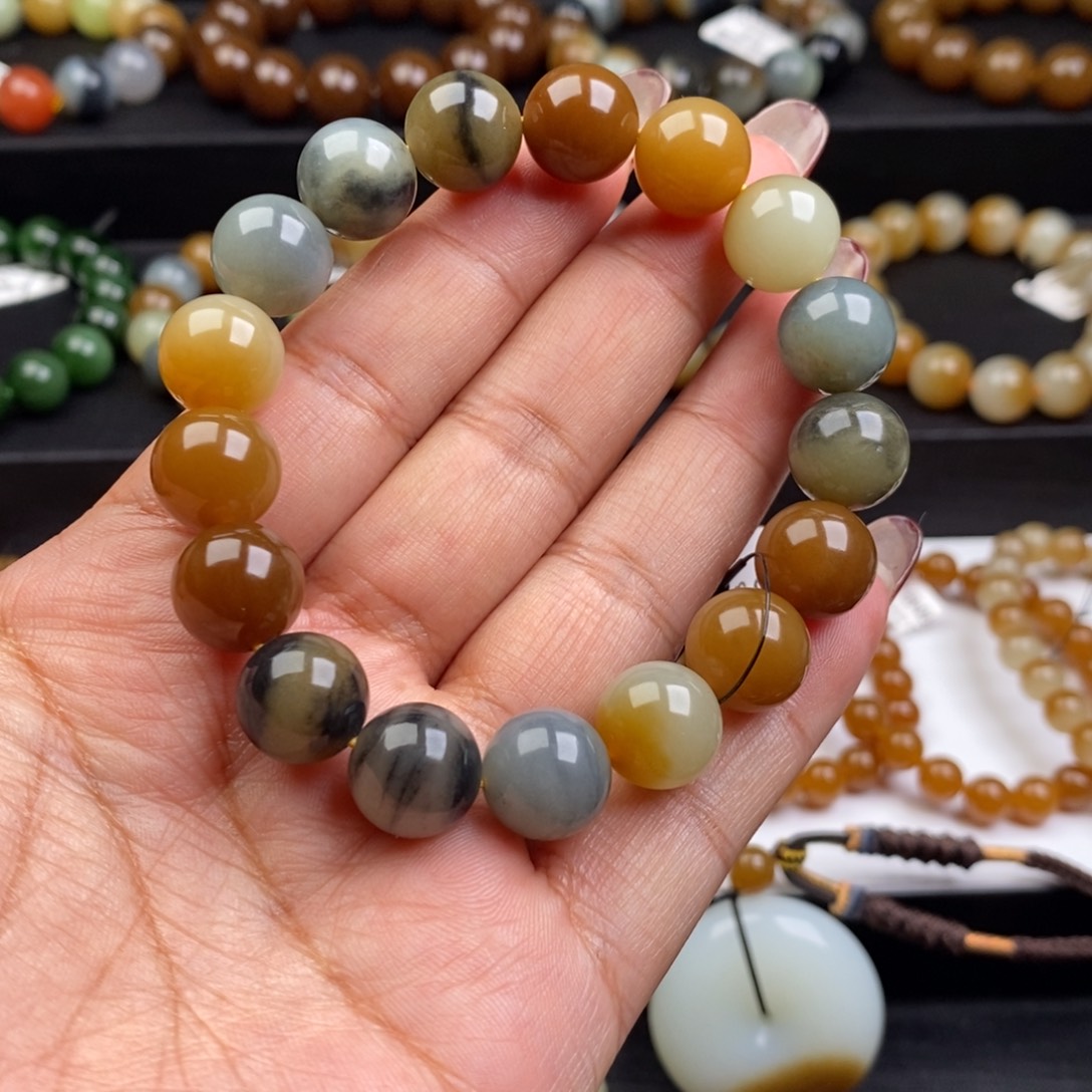 和田玉未镶嵌手链