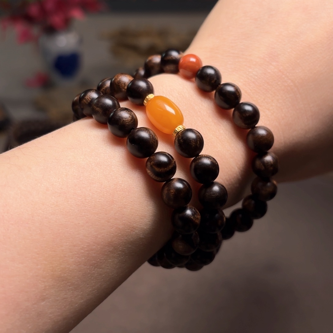 沉香手串越南芽庄白棋楠瘤疤0.8设计➕跑环沉香木雕设计