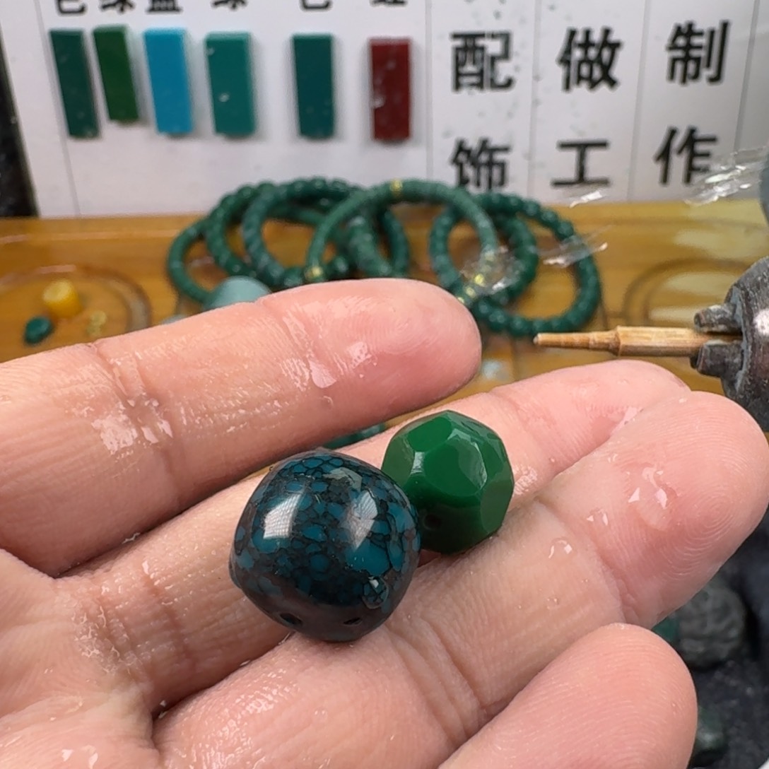 玻璃颈饰网花14.9，老油绿14无相，送10隔片