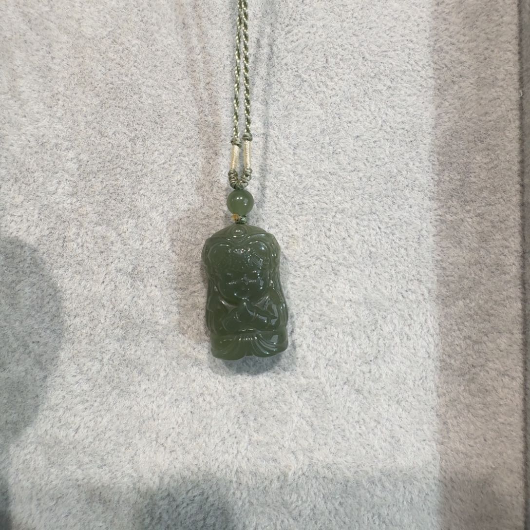 和田玉未镶嵌吊坠(赠链)扎基拉姆女财神