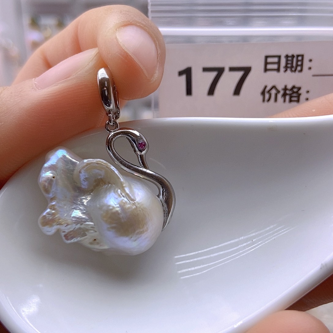 未镶嵌淡水珍珠颈饰