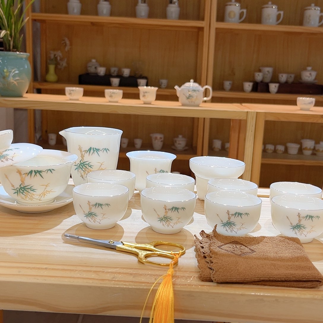 【御瓷斋】羊脂玉瓷金竹报喜套装15头