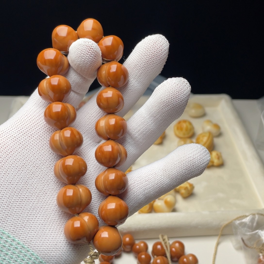 高***南猴头核桃吊坠聚宝盆