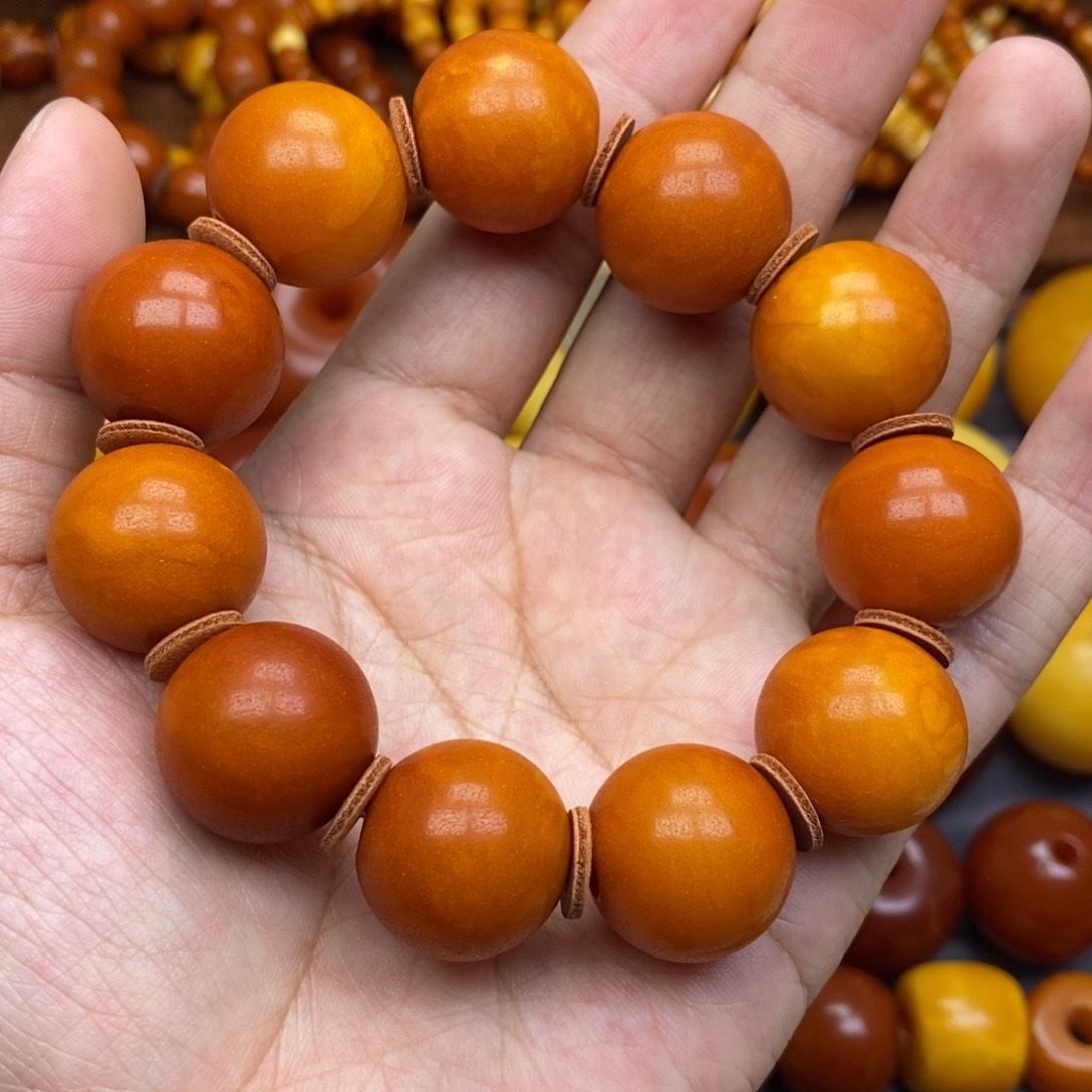 琥珀珠宝奇石未镶嵌