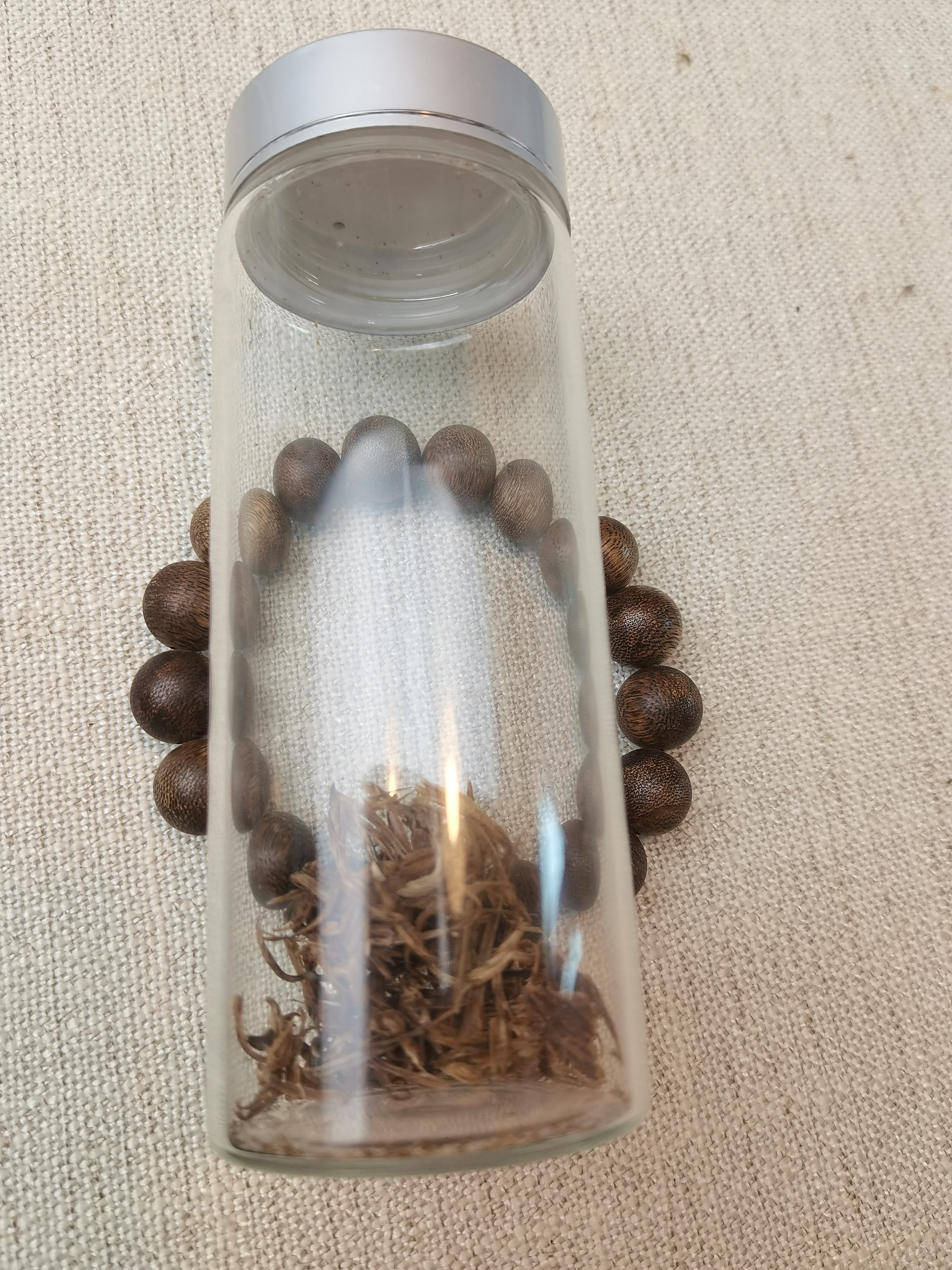 沉香L03奇楠沉香圆珠卡1.2多样性发其一