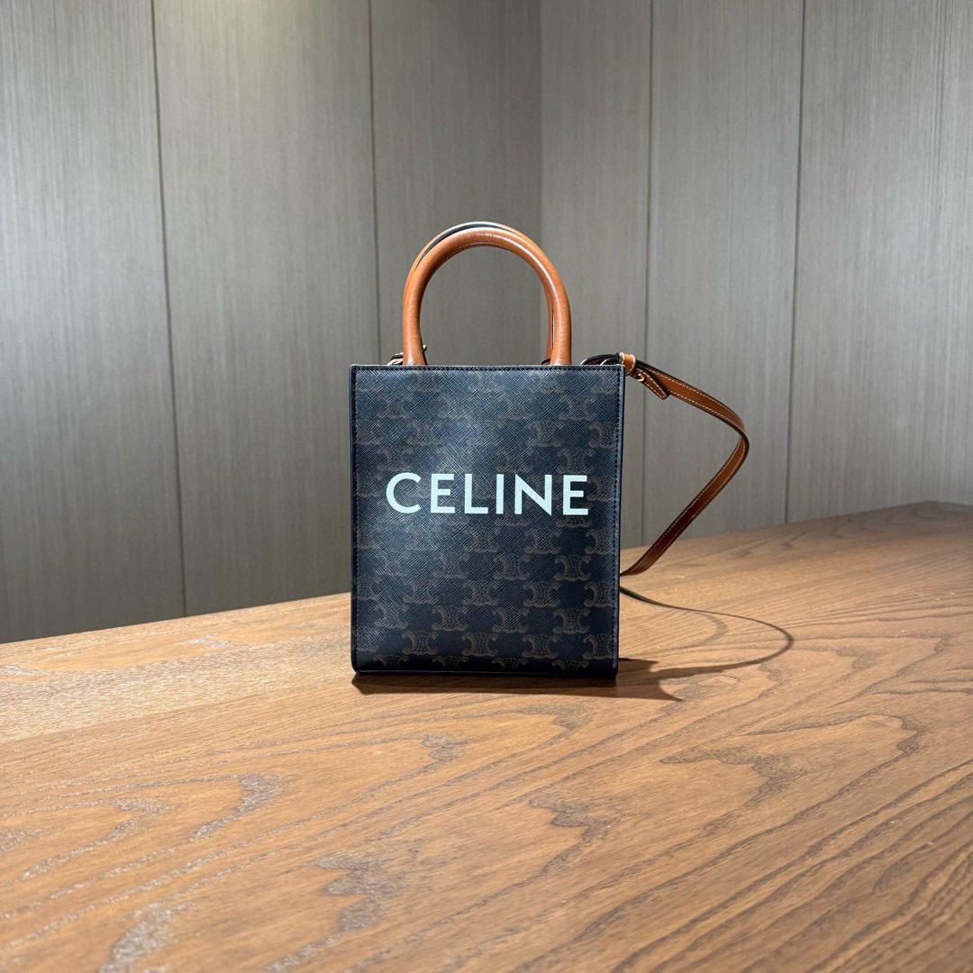 99新 Celine/思琳 CELINE赛琳 老花凯旋门琴谱包  尺寸16×19 yz