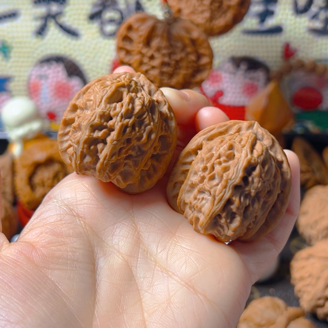 吊坠文玩核桃三角白37