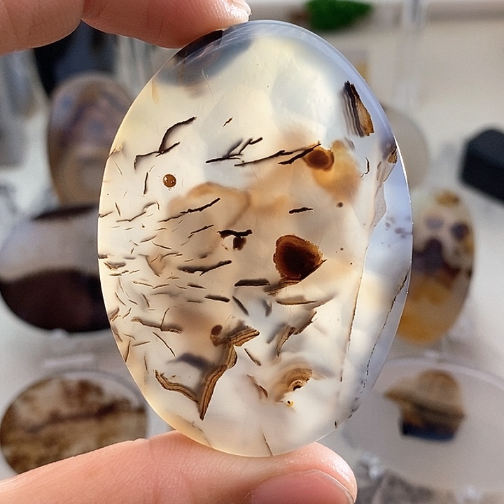 玛瑙/玉髓颈饰未镶嵌