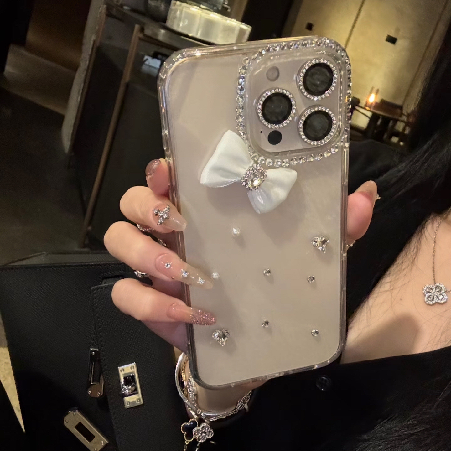 轻奢风闪钻蝴蝶结适用于苹果iPhone17promax手机壳16高级15名媛风