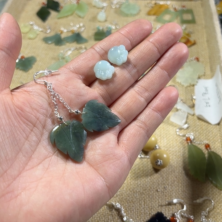 蛇纹石玉耳饰合金S****➹