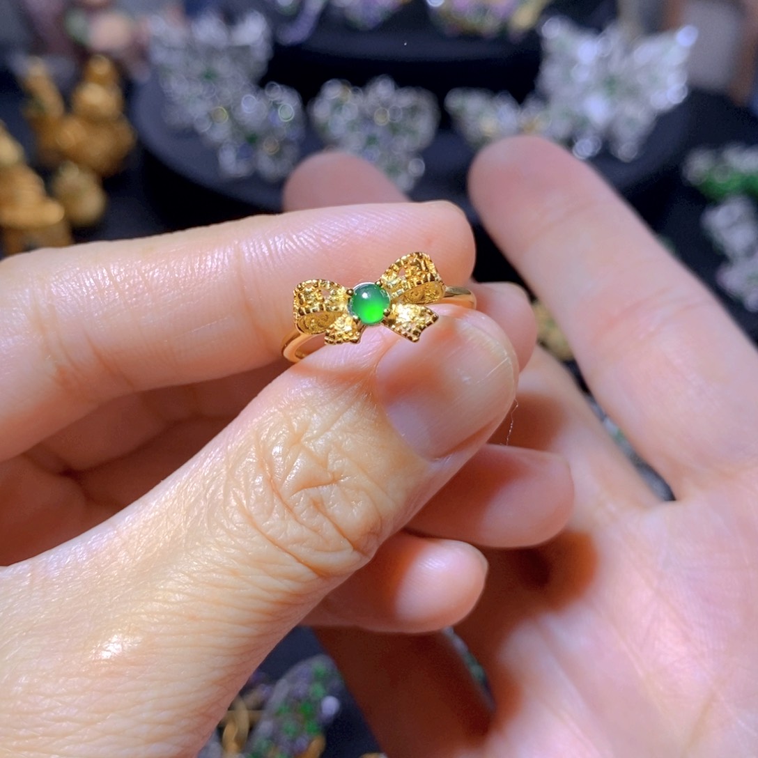 翡翠银S925镶嵌颈饰天然翡翠