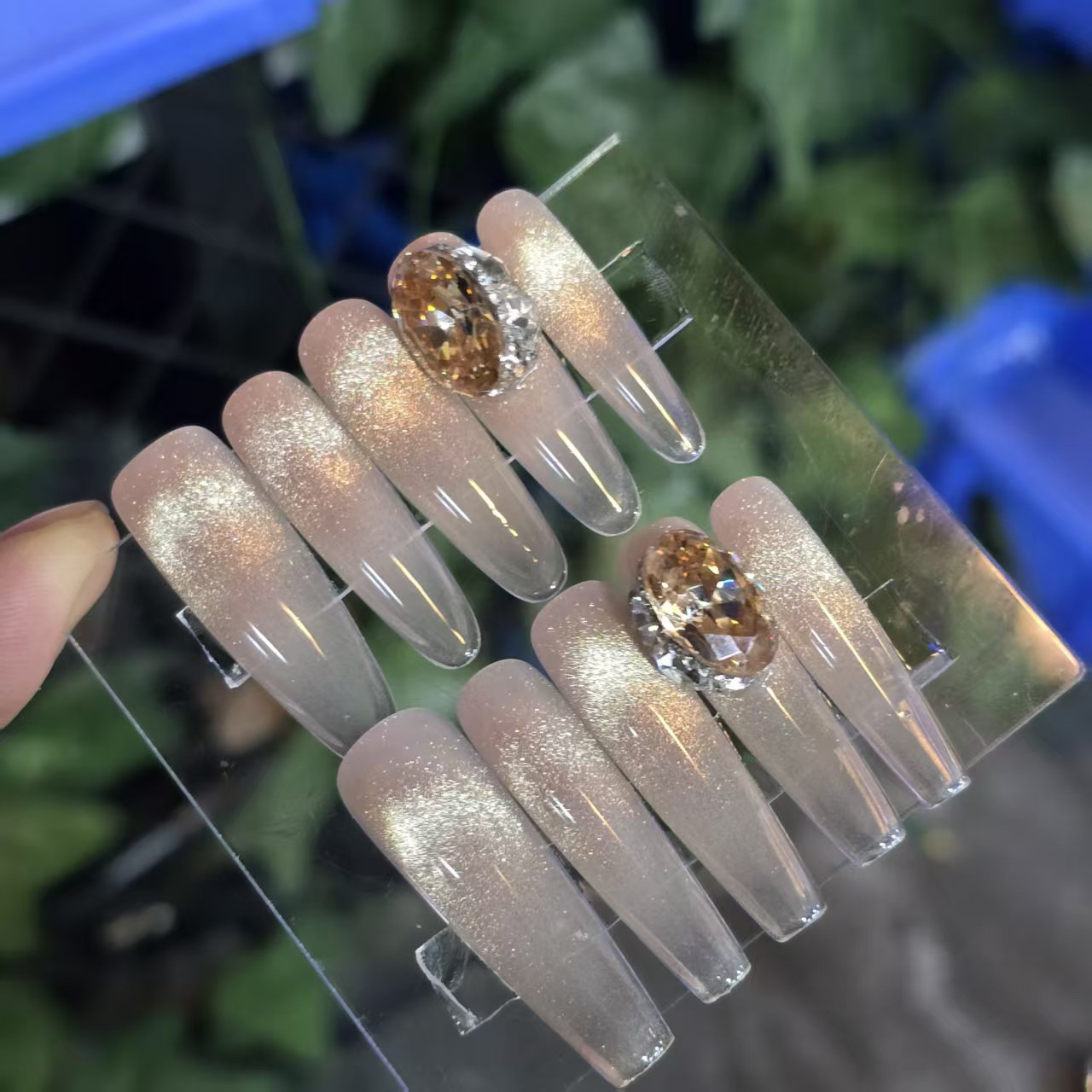 香槟甜心丶(锆石+小钢珠+无缝隙)珠宝级丶手工穿戴甲默认微瑕