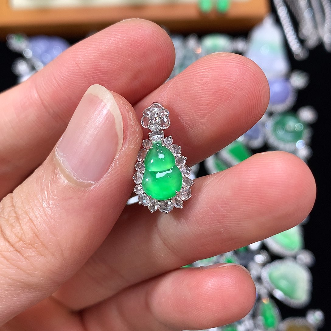 翡翠18K金镶嵌吊坠(不含链)