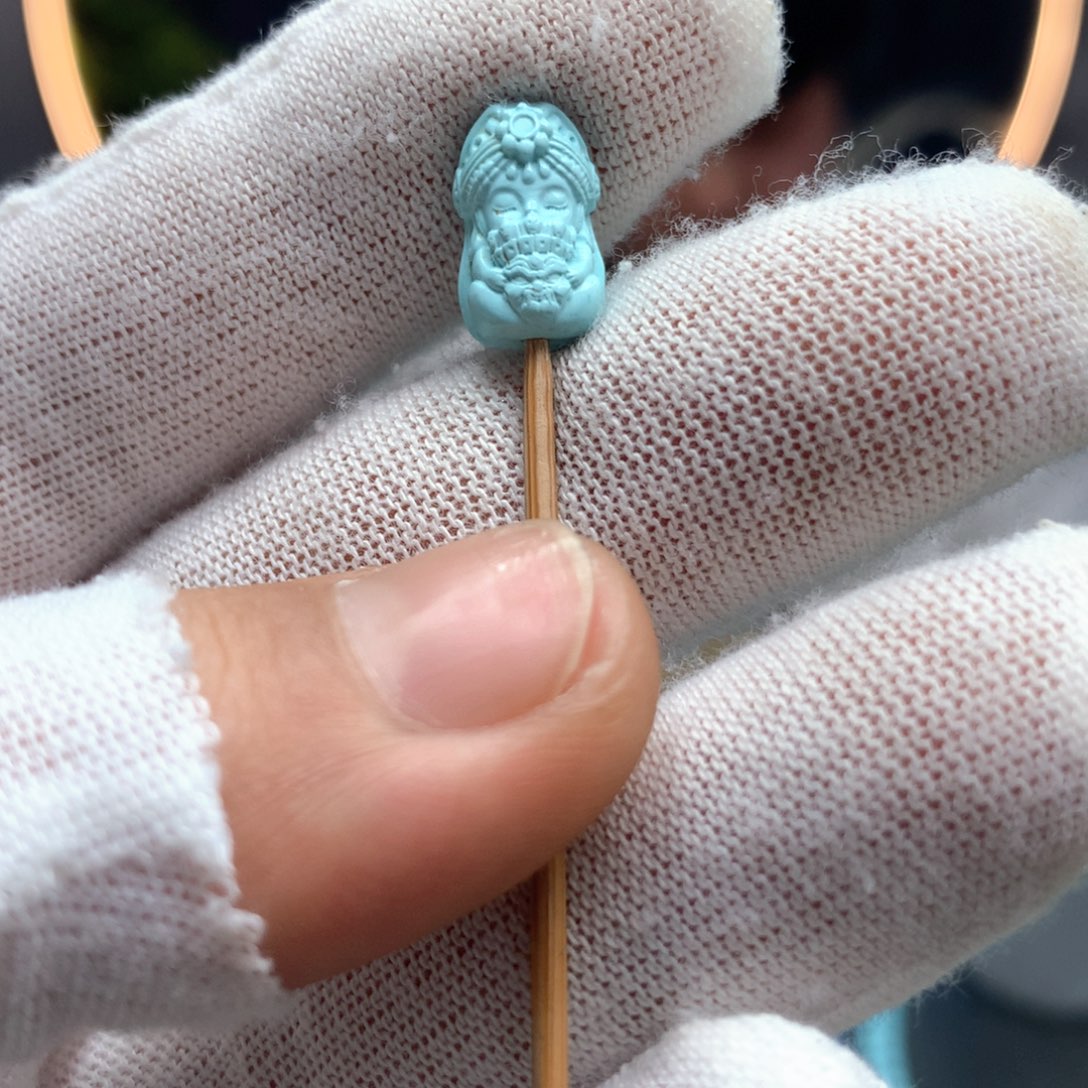 绿松石未镶嵌挂件