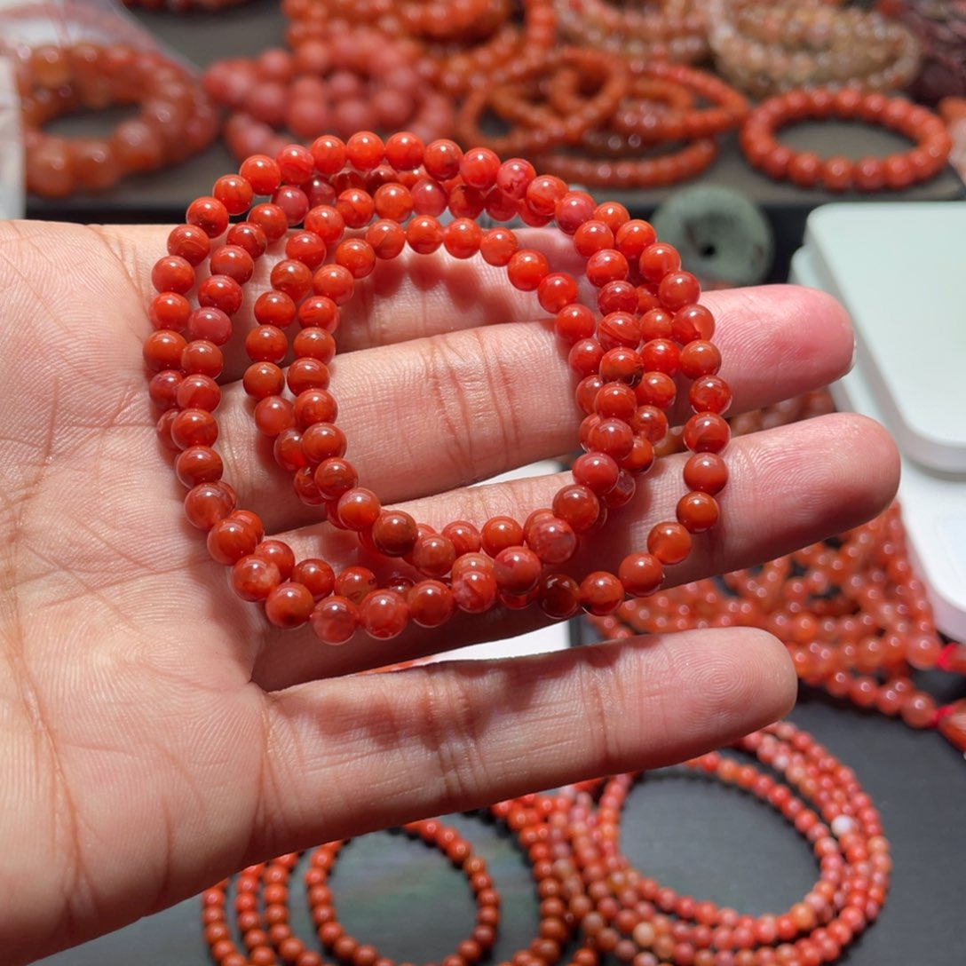 南红玛瑙手链未镶嵌
