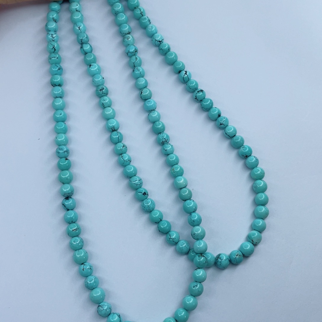 绿松石颈饰未镶嵌