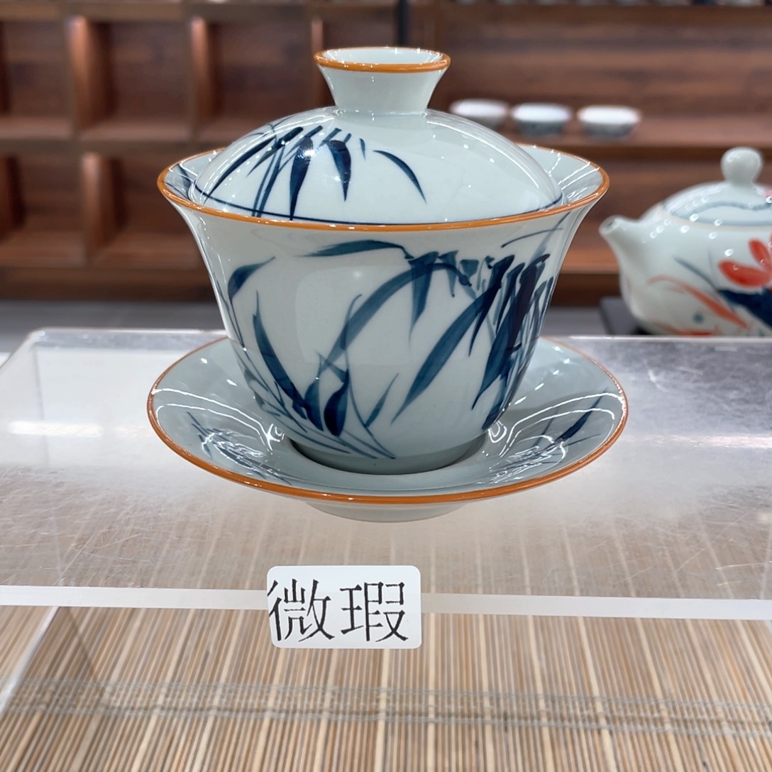 釉下手绘茶具微瑕