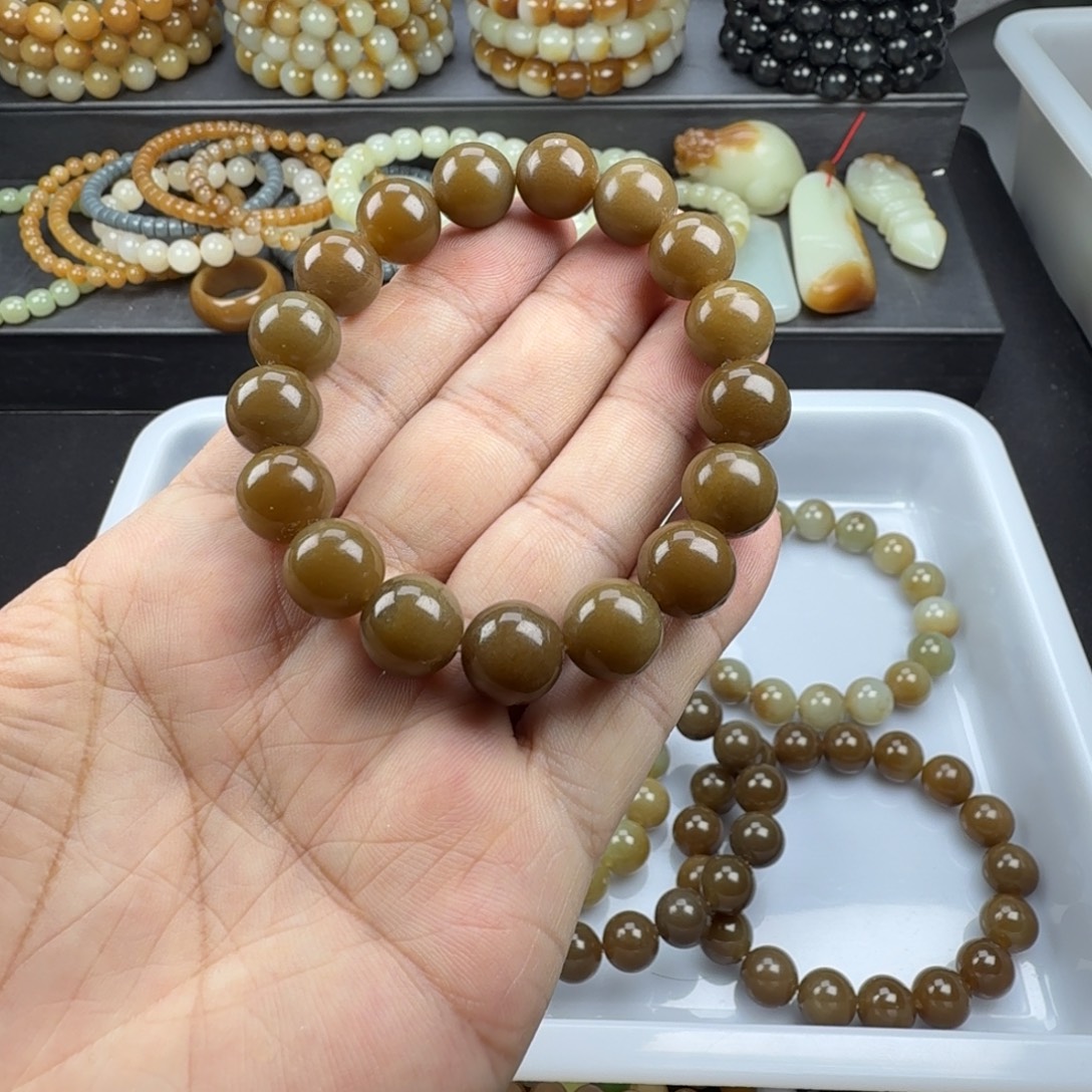 柠***️和田玉未镶嵌手链