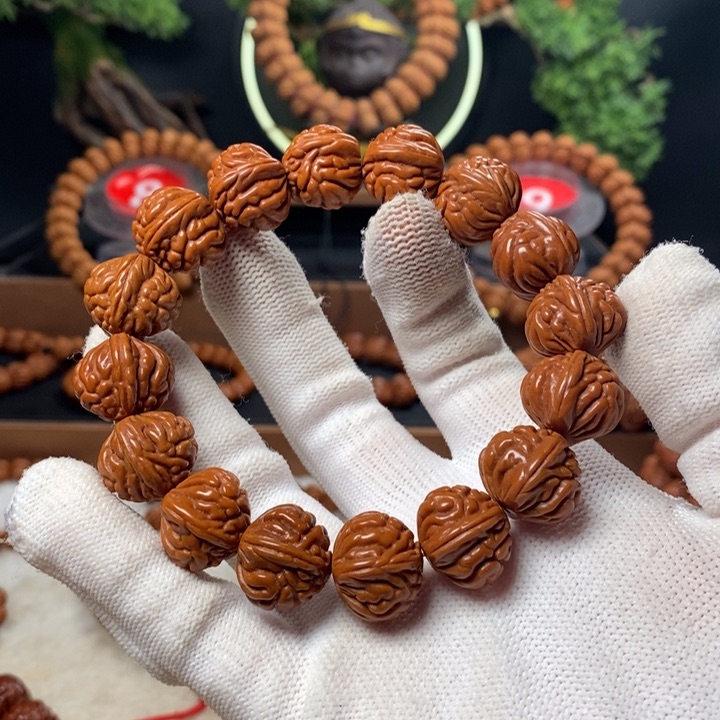 桃核吊坠X****x秦岭龙纹