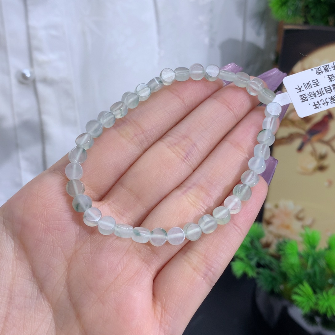 翡翠手链未镶嵌卡5.2×3冰胶飘花圆牌手串