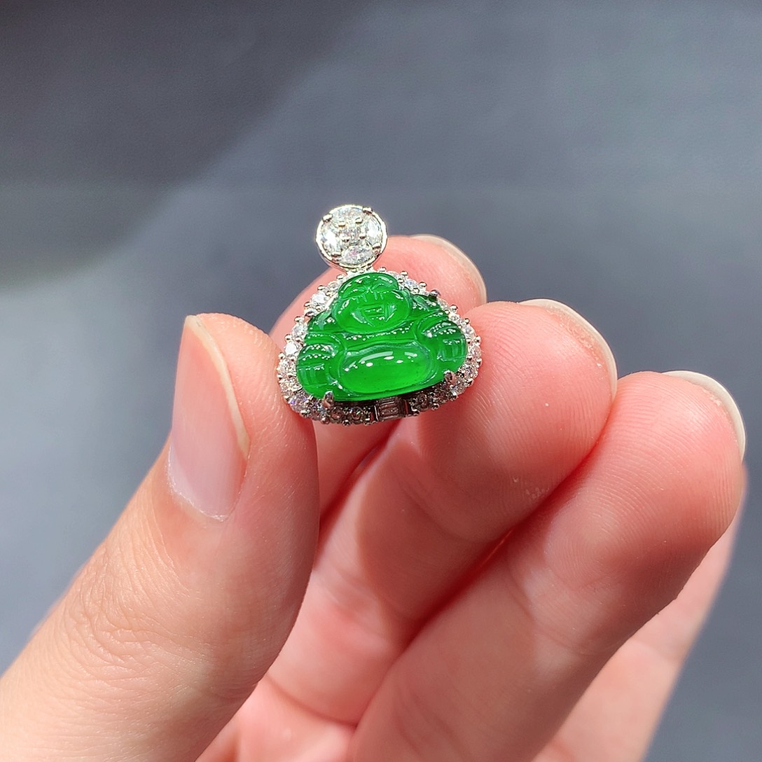 翡翠戒指未镶嵌翡翠