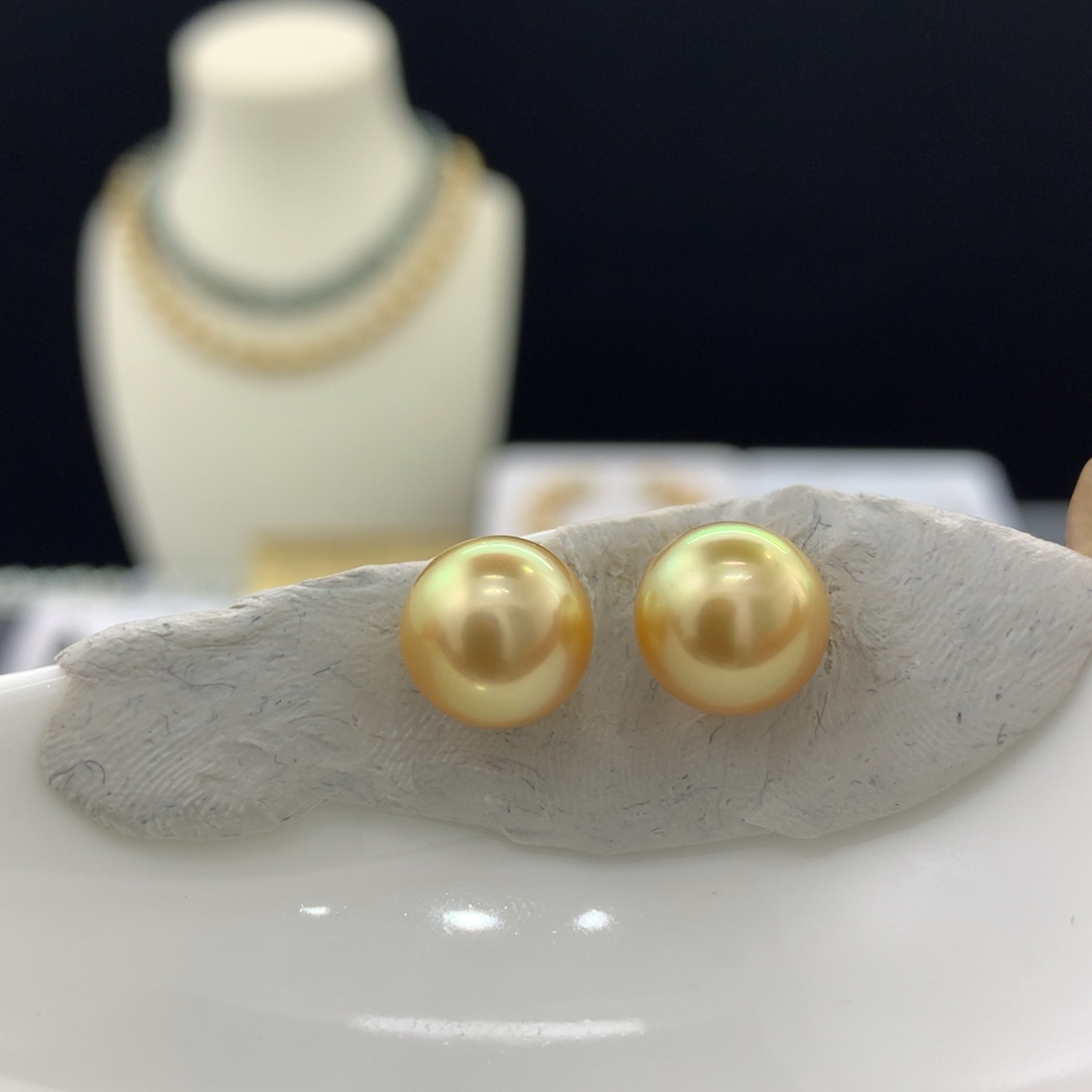 未镶嵌裸珠定制海水珍珠9.4MM浓茶金极细微瑕对珠