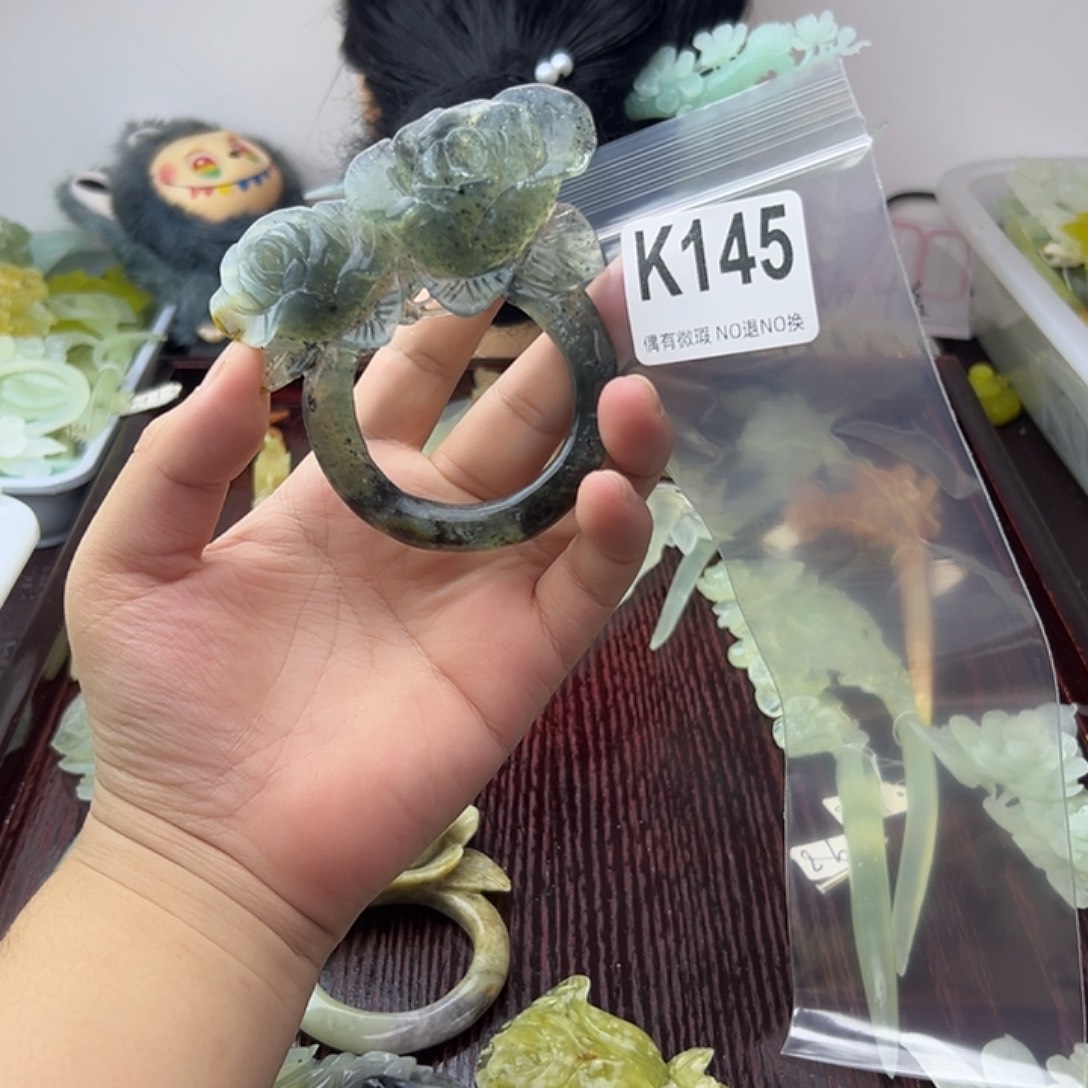 s***r蛇纹石玉合金发饰