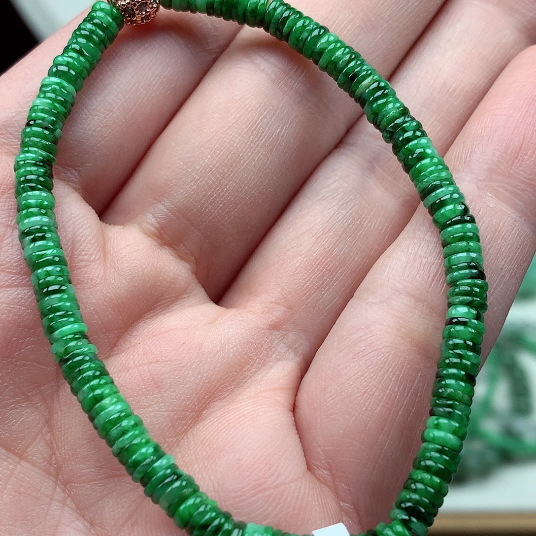 翡翠未镶嵌毛衣链