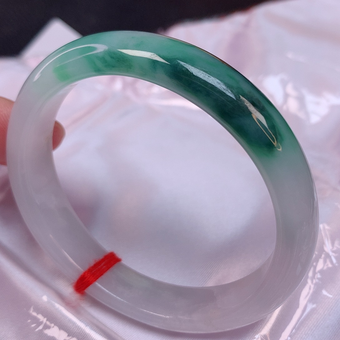 翡翠手镯（贵妃镯）未镶嵌55