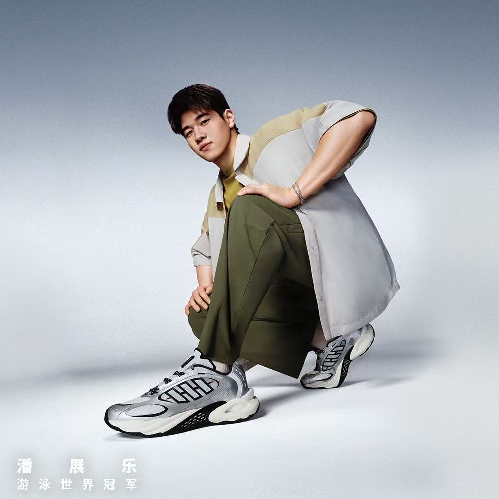 【宜家AD】潘展乐同款阿迪达斯轻肤感拒水防泼运动休闲伞裤JZ8417