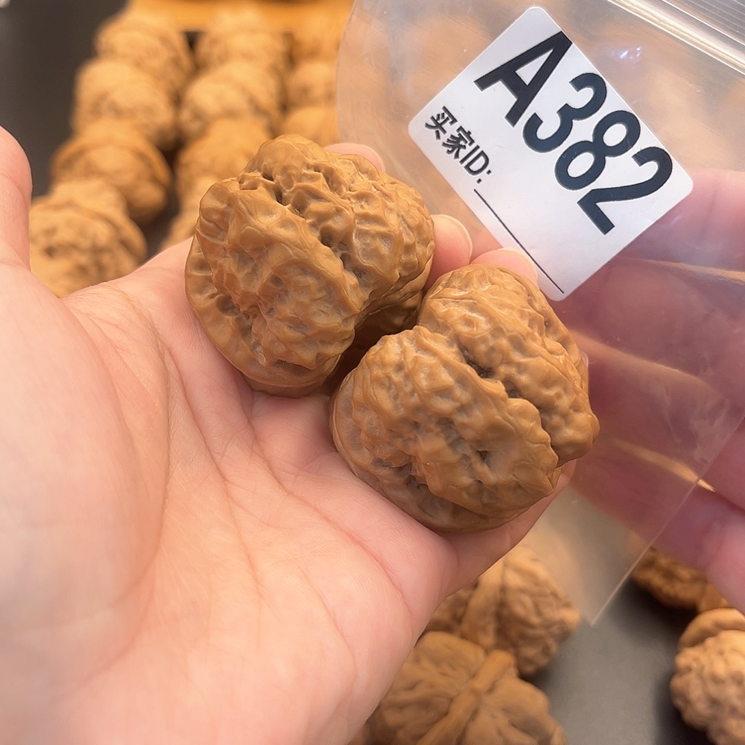 文玩核桃把件蛙蛙精品42肚45四开背