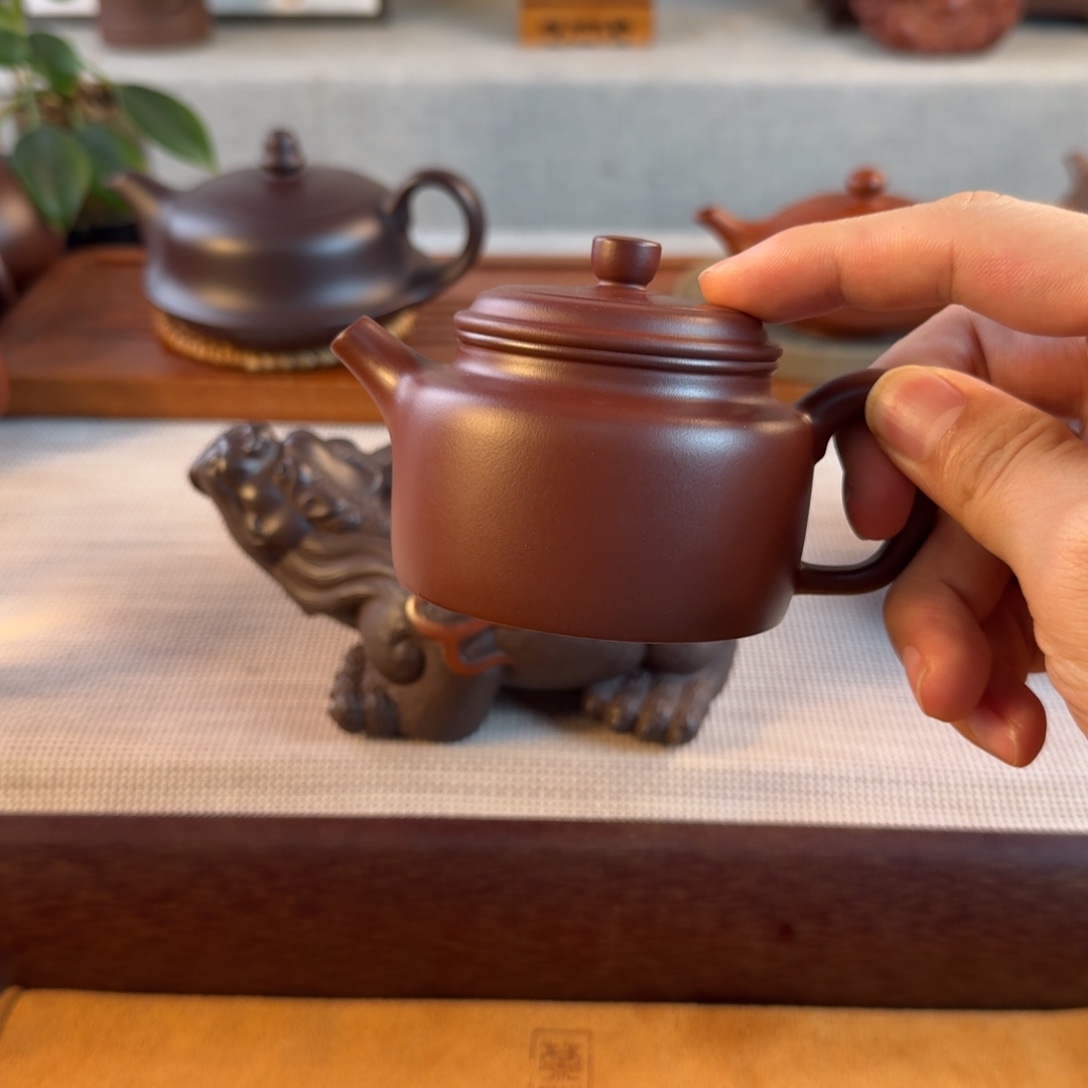 紫砂茶壶紫砂紫砂紫砂紫砂鸿运