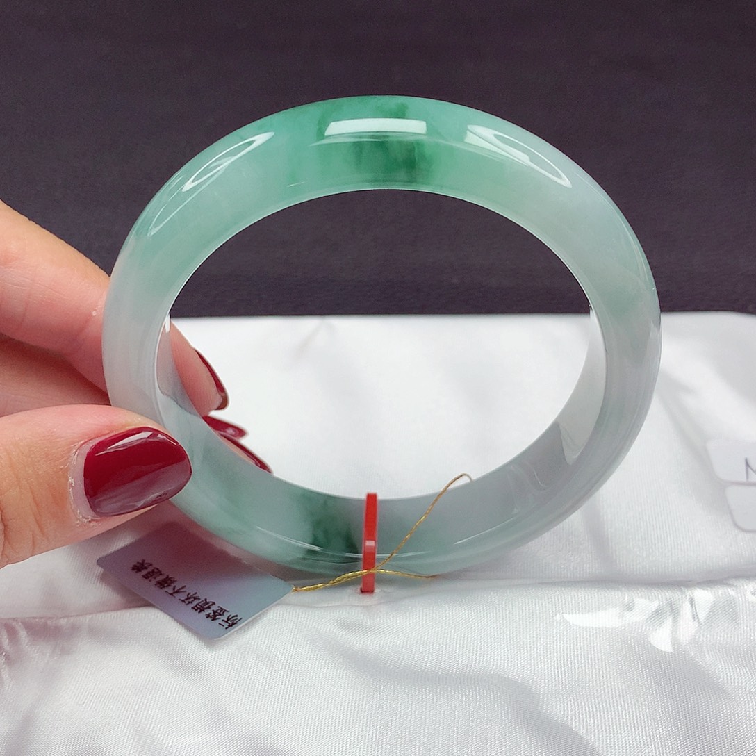 翡翠未镶嵌手镯57圈轮胎890