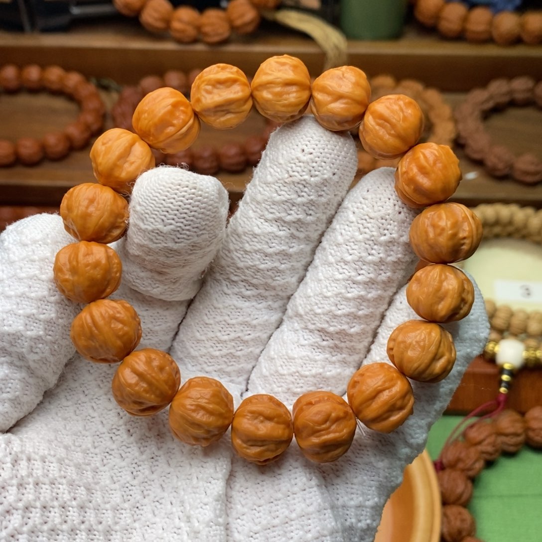 文玩核桃吊坠15方肚粗筋