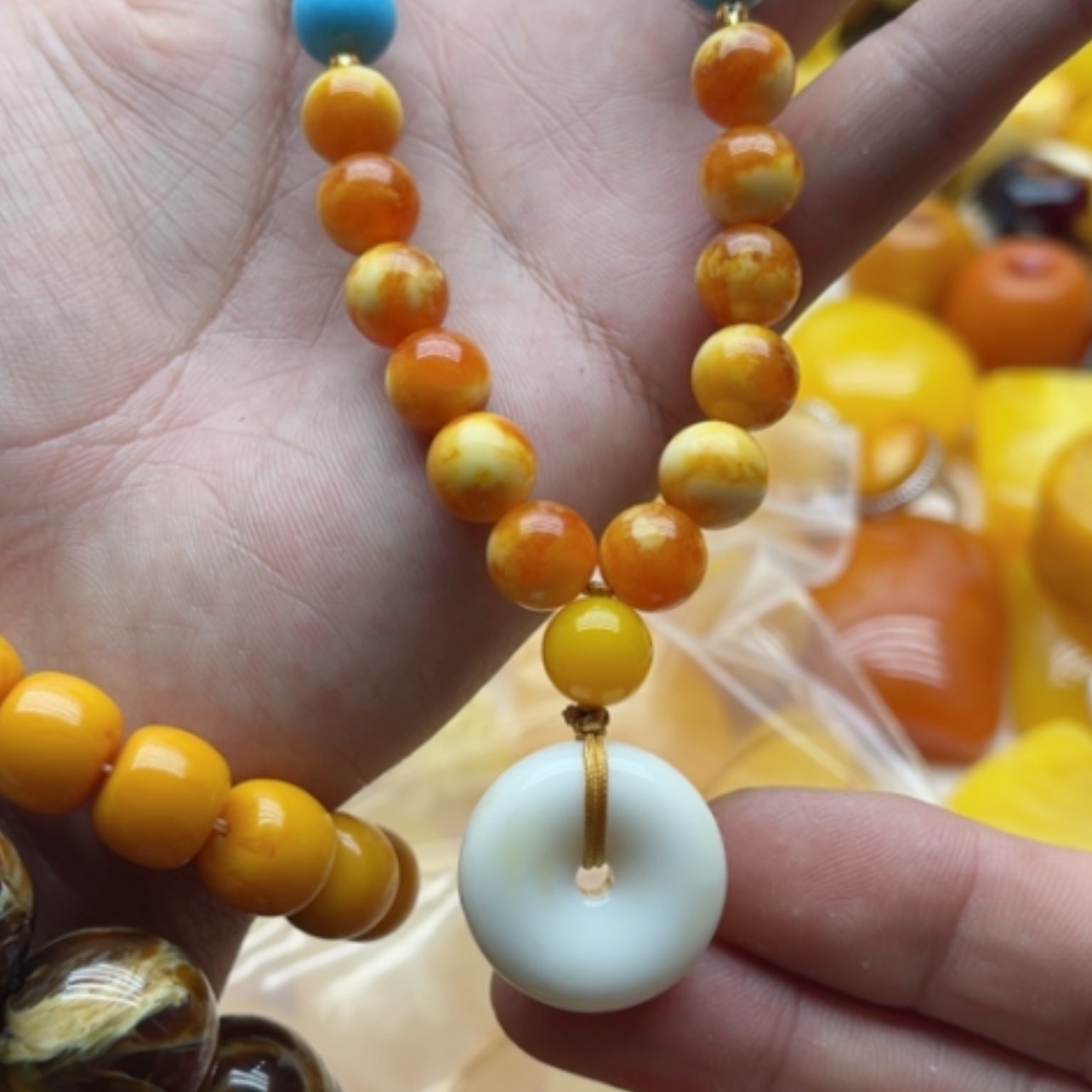 【闪购商品】蜜蜡颈饰未镶嵌开**刻蜜蜡项链