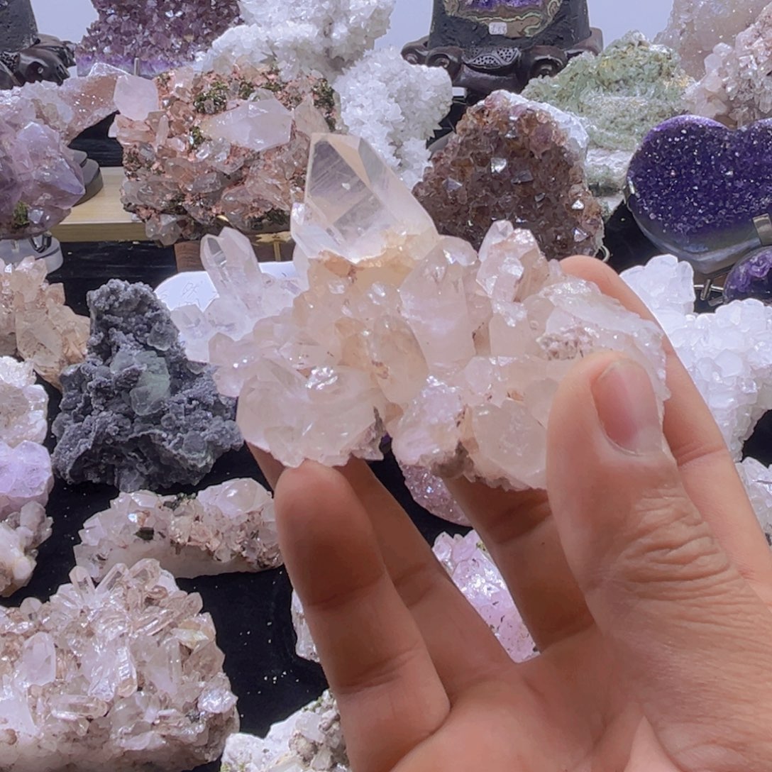 未镶嵌珠宝半成品水晶