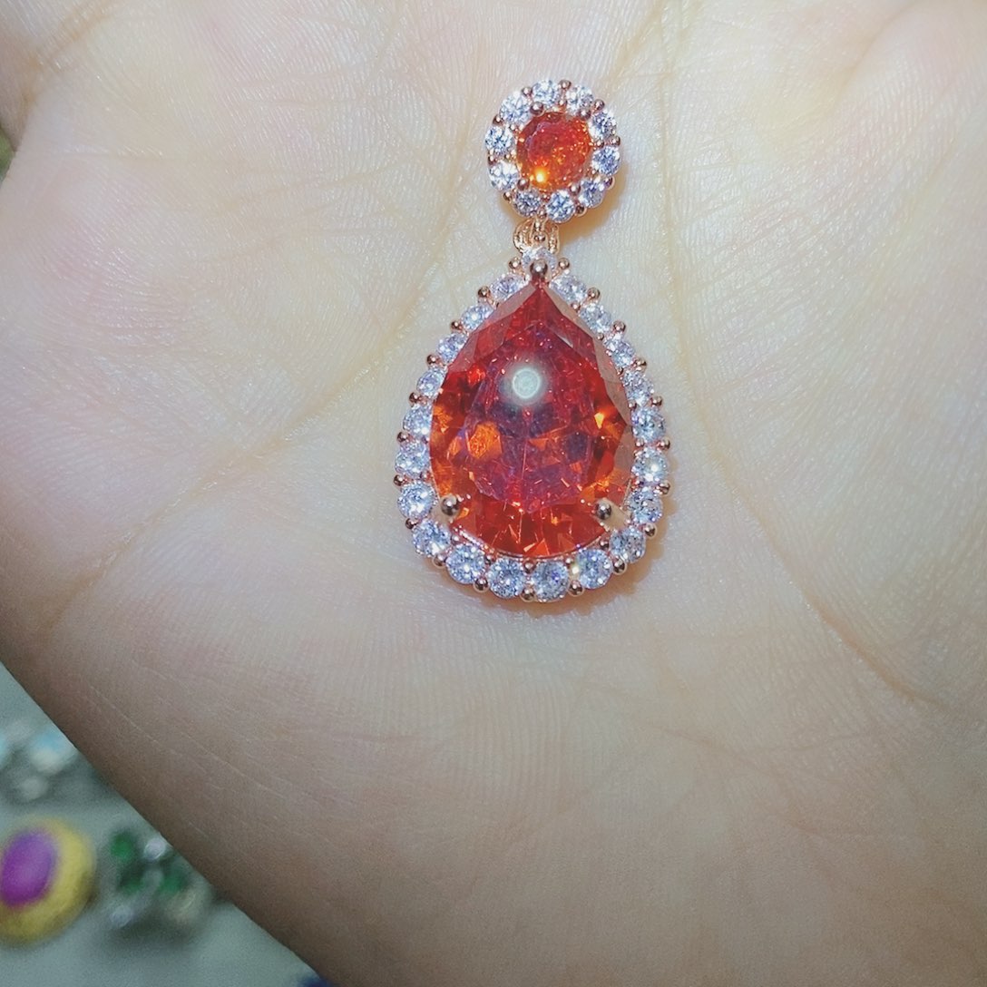 【闪购商品】托帕石耳饰银S925镶嵌