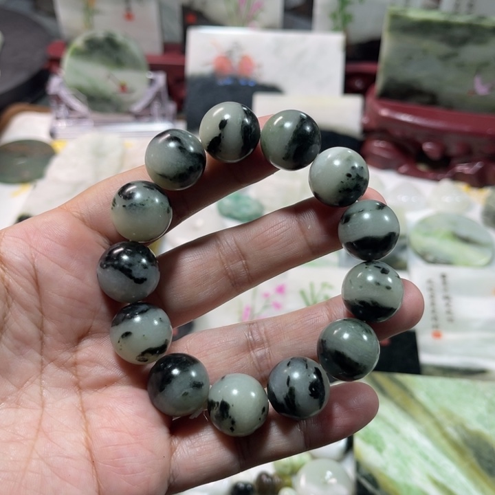 独山玉未镶嵌颈饰卞16